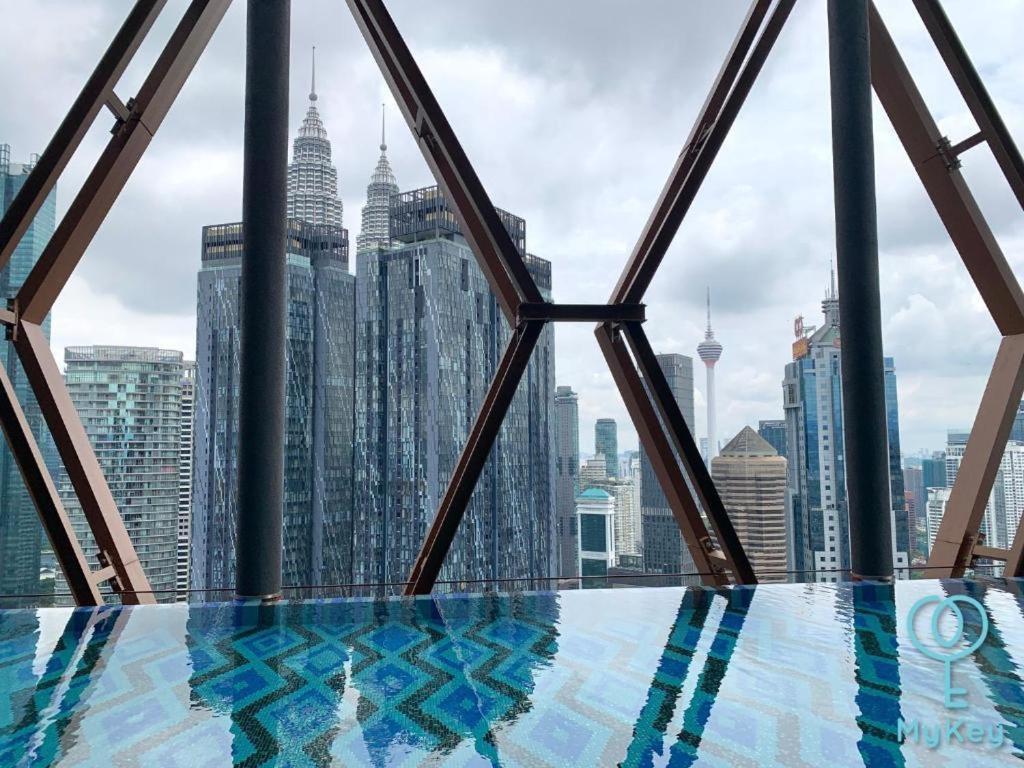 Scarletz Suites Twin Tower Klcc Kuala Lumpur By Okidoki Buitenkant foto